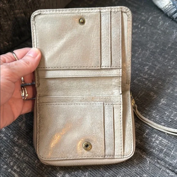 Elegant light metallic taupe Women's Wallet - Picture 2 of 3
